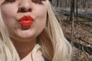 biracial plus sized beauty - Image 11