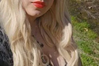 biracial plus sized beauty - Image 2