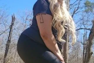 biracial plus sized beauty - Image 6